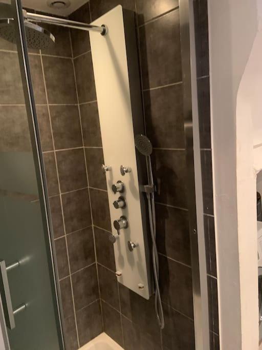 Villa Mas des Coudoulières avec piscine et jacuzzi Roquemaure  Esterno foto